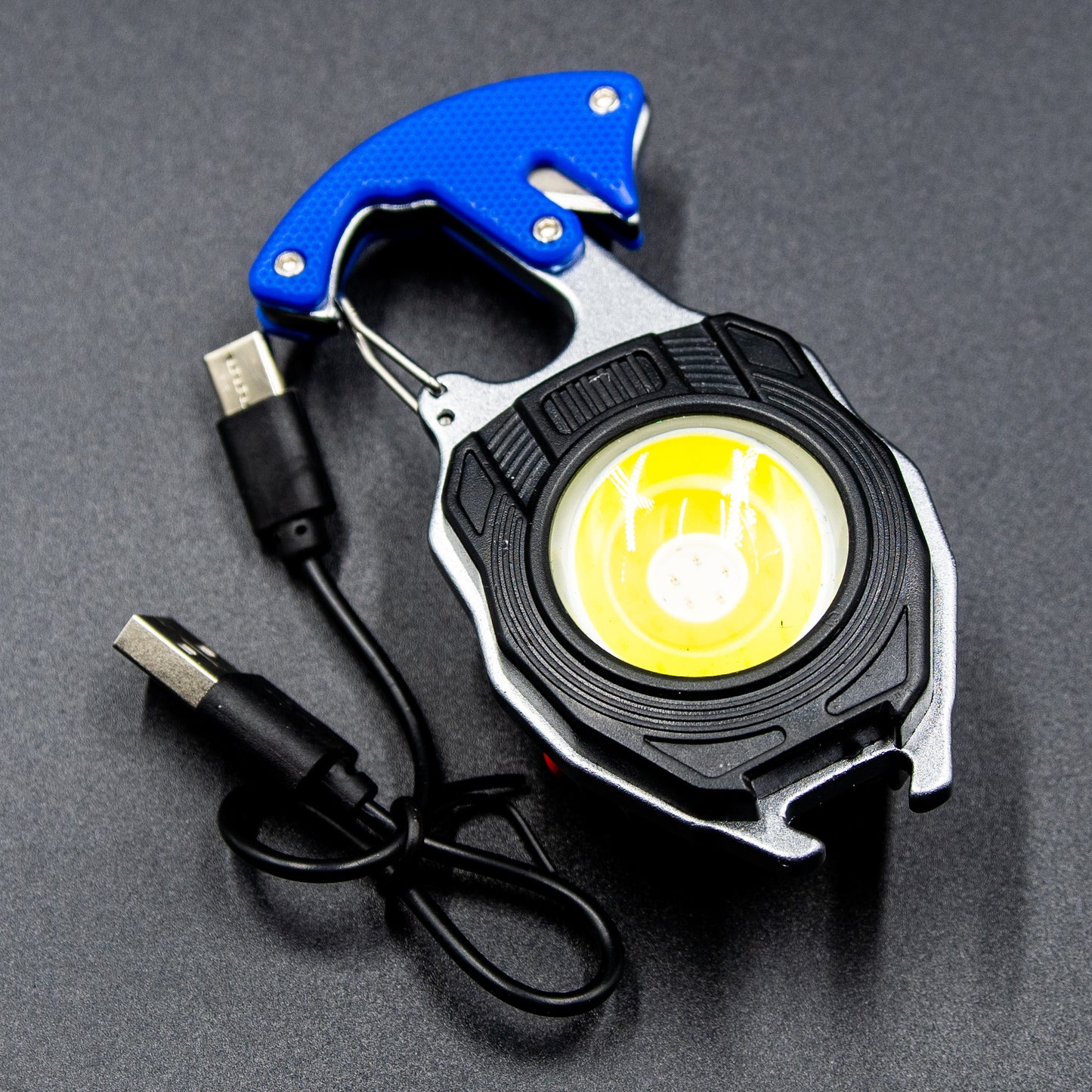 LED SURVIVAL MULTI-TOOL